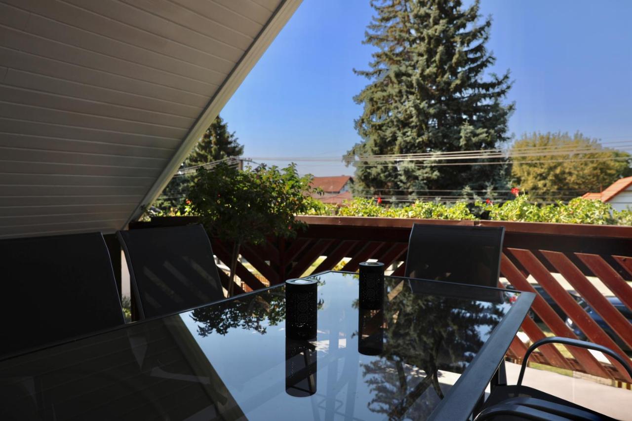 Soma Apartman - Ferienwohnung Balatonlelle