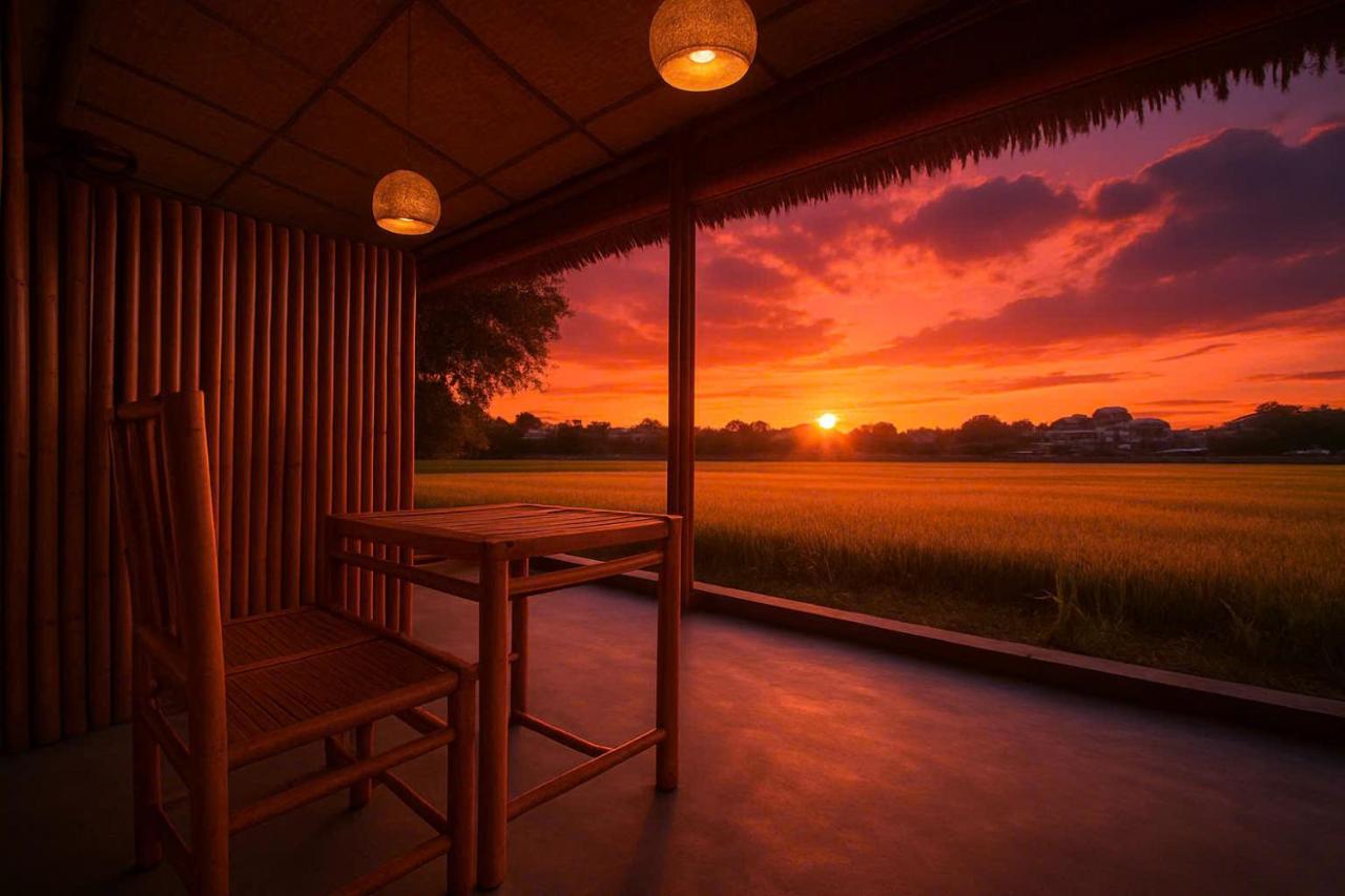 Ruộng Homestay - Bed and Breakfast Thôn Trường Giang