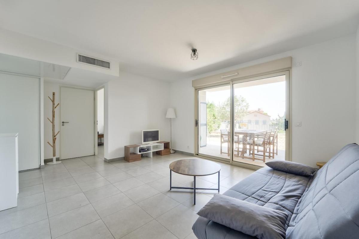 Lovely 1BR with garden, private parking & Sea View - Chambres d’hôtes Nice
