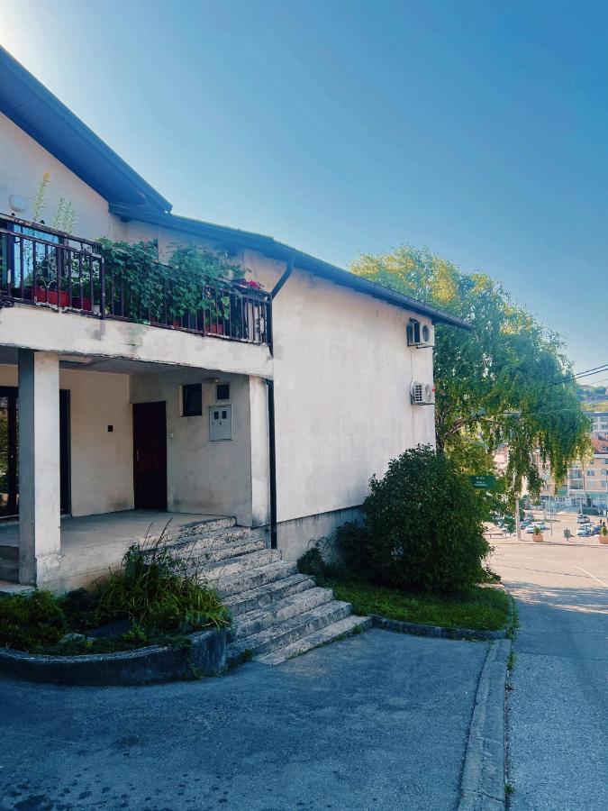 Apartman Alinac - B&B Cazin