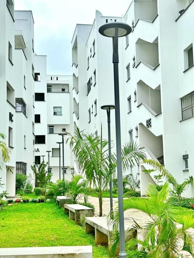 3bdrm mombasa CBD pool, gym, washer - B&B Mombasa