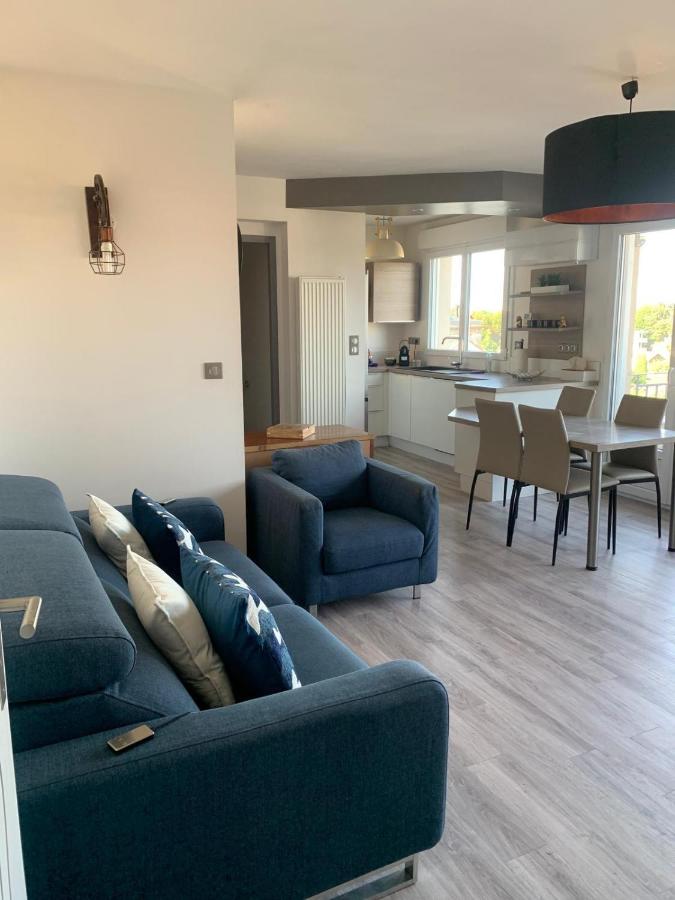 Mermoz - Elégant appart avec balcon, Clim et garage - Chambres d’hôtes Billère