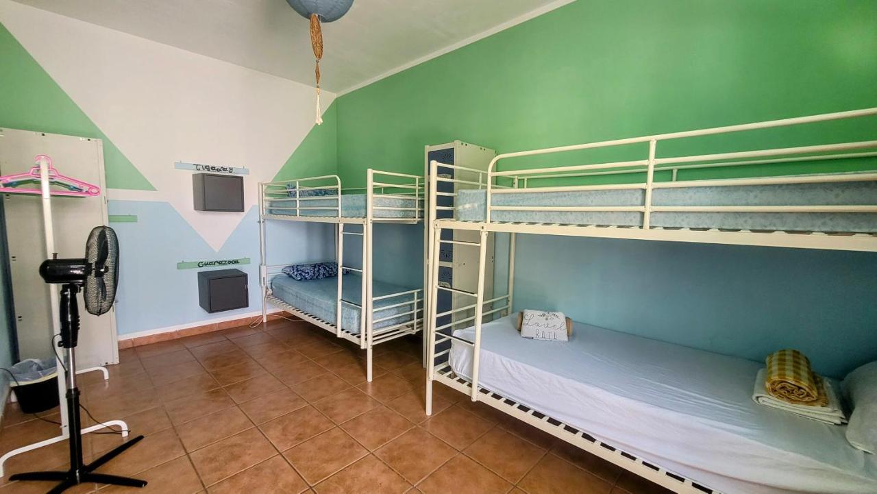 Single Bed in Mixed Dormitory Room