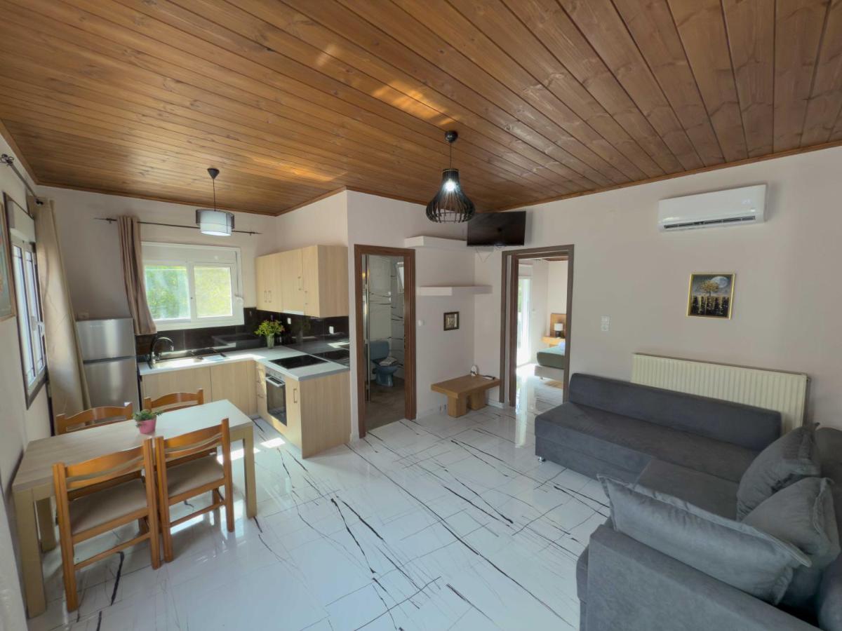 Mansion Suite Elos - OnTheWayTo Elafonisi, Top Wifi, Quiet - B&B