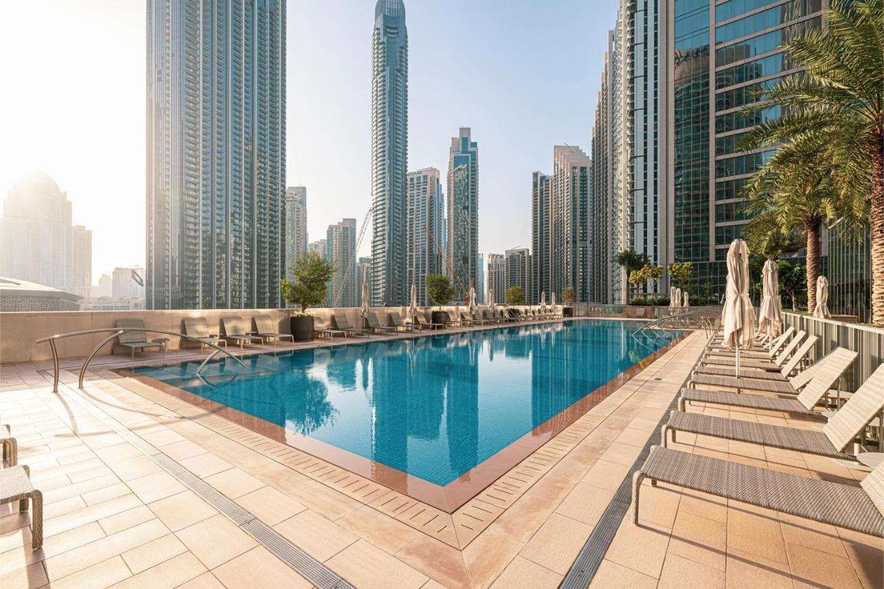 Stunning Downtown 4BR Sky High Luxury Apartment with Fountain Views - Chambres d’hôtes Dubaï