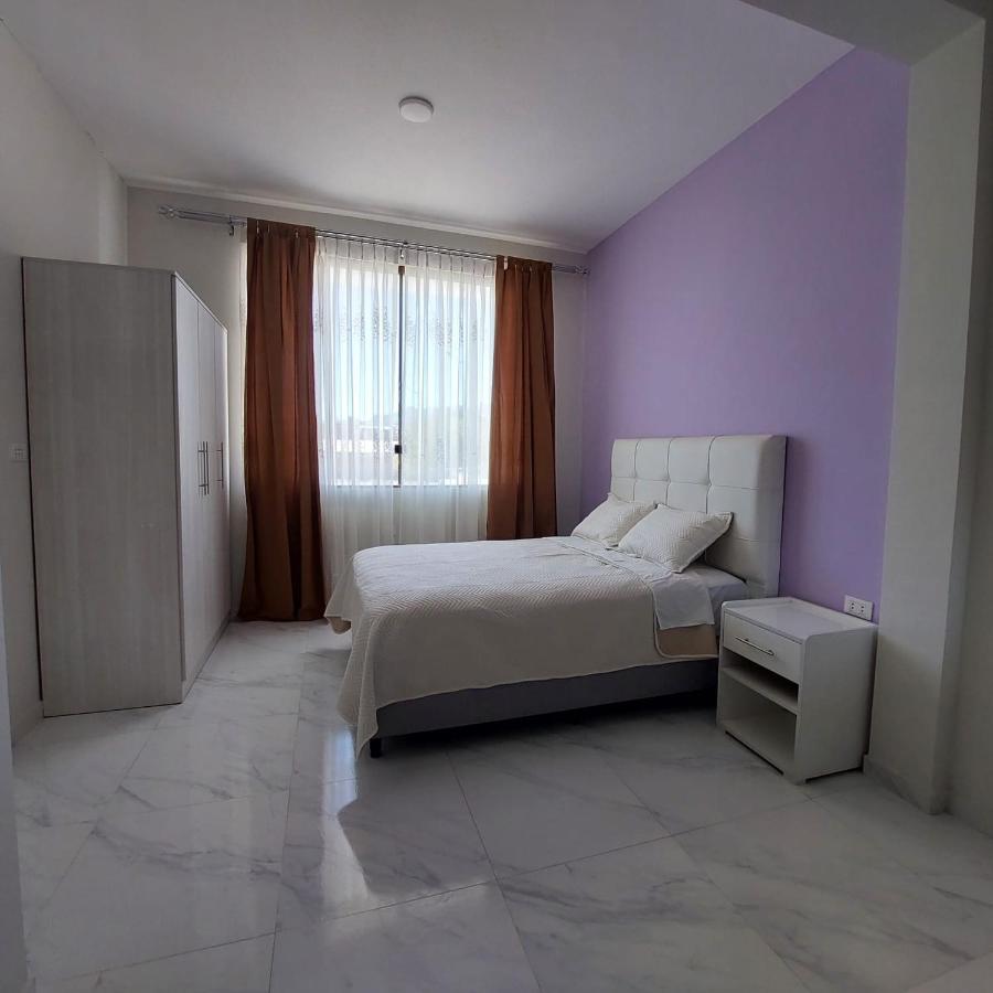 Amplio departamento en Tarija con terraza y garaje - B&B Tarija