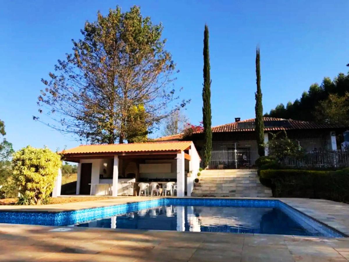 Chácara de Luxo perto do Outlet Catarina - B&B