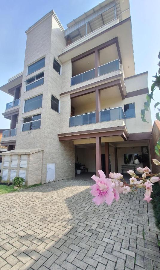 Apart. BelaVista - Ferienwohnung Penha