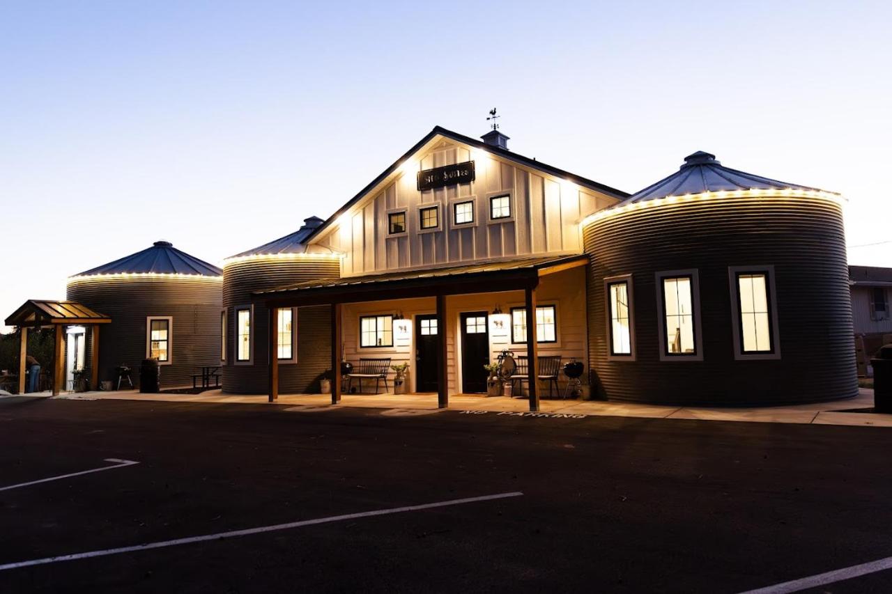 Silo Suite 2-Near Zion National Park - B&B