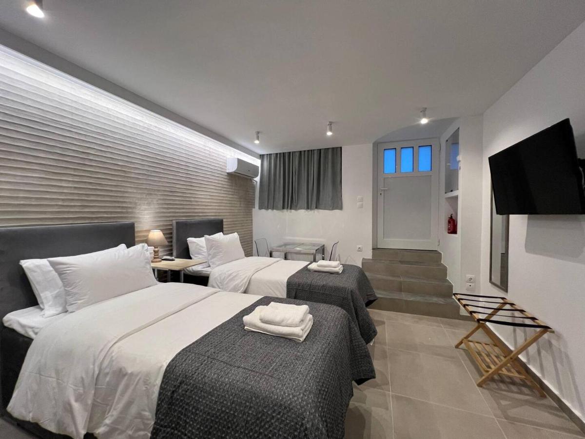 MetroSide & Concert Hall Studio by ΜΡS - B&B Athens