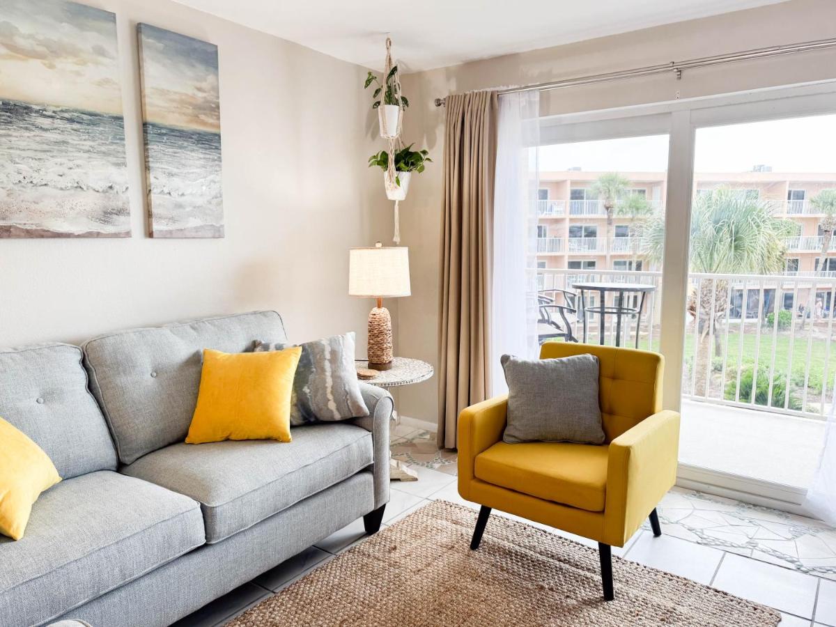 Coastal Dreams Ocean View St Augustine Beach Condo - Bed and Breakfast Saint Augustine