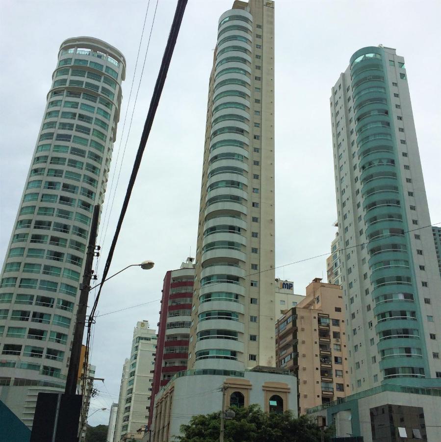 Apartamento Vista Mar - Chambres d’hôtes