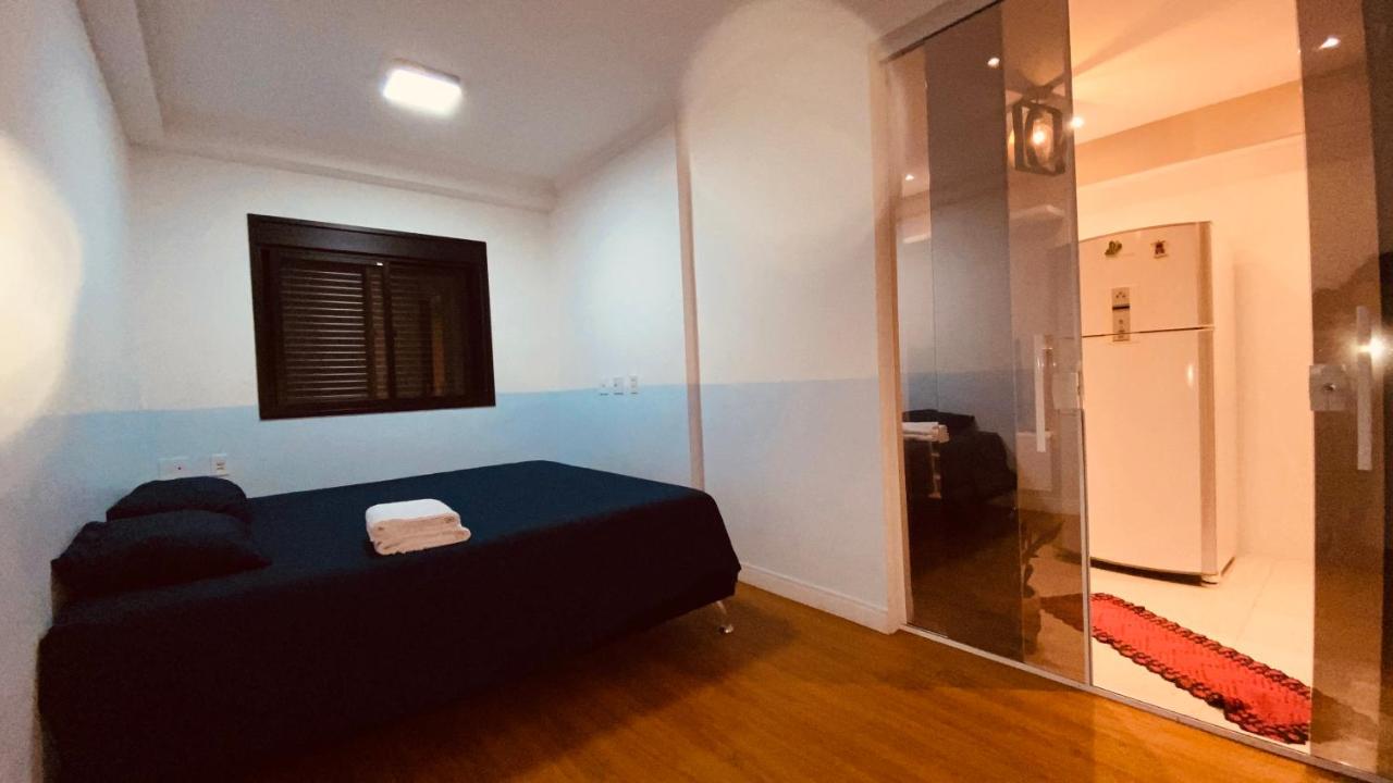 Studio 29m Km18 perto da estação - B&B Osasco