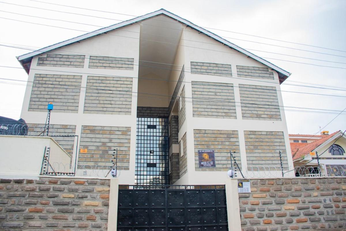 Cozy 1 bedroom getaway in section 58, lake Nakuru views - Chambres d’hôtes Nakuru
