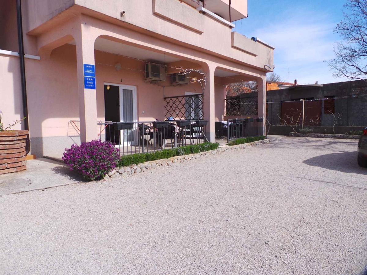Apartment Kornic 3 - B&B