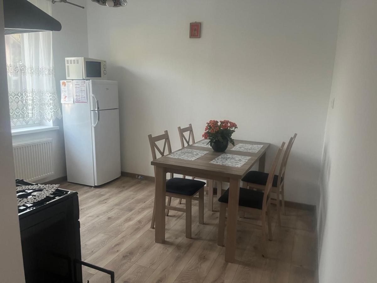 Pokoje gościnne u Wiktorii - B&B Sąspów