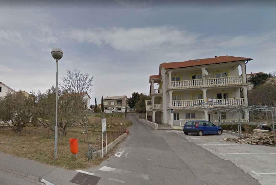 Apartments in Lopar - Insel Rab 34120 - Bed and Breakfast Lopar