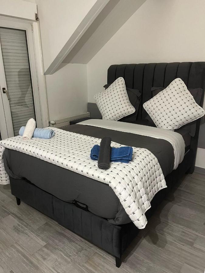 5eme avenue de meaux - Ferienwohnung Meaux