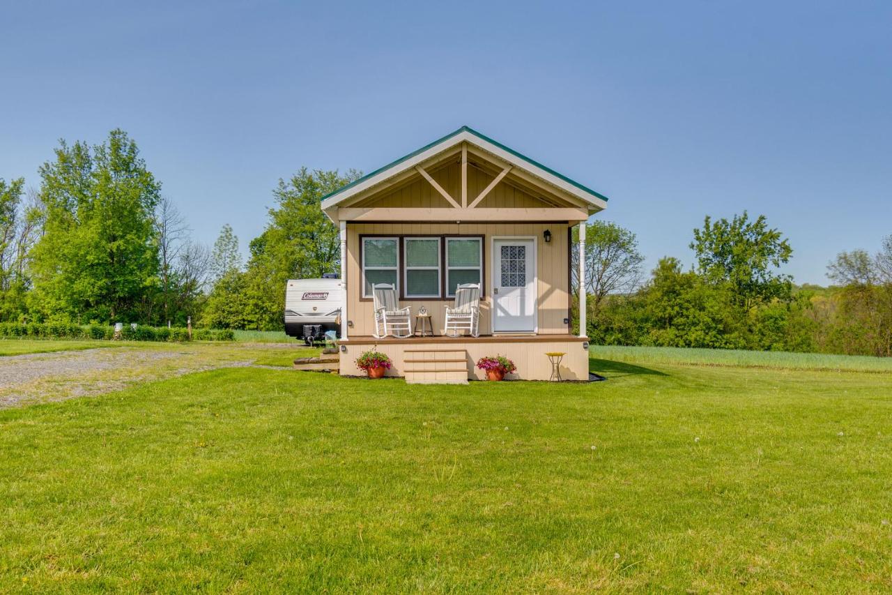 Cozy New York Abode - Porch, Near Fishing and Hiking - B&B Jordan