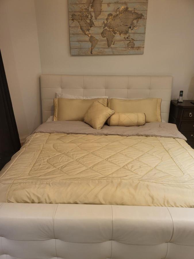 JUS RI Lakefront accommodation - Ferienwohnung Fort Erie