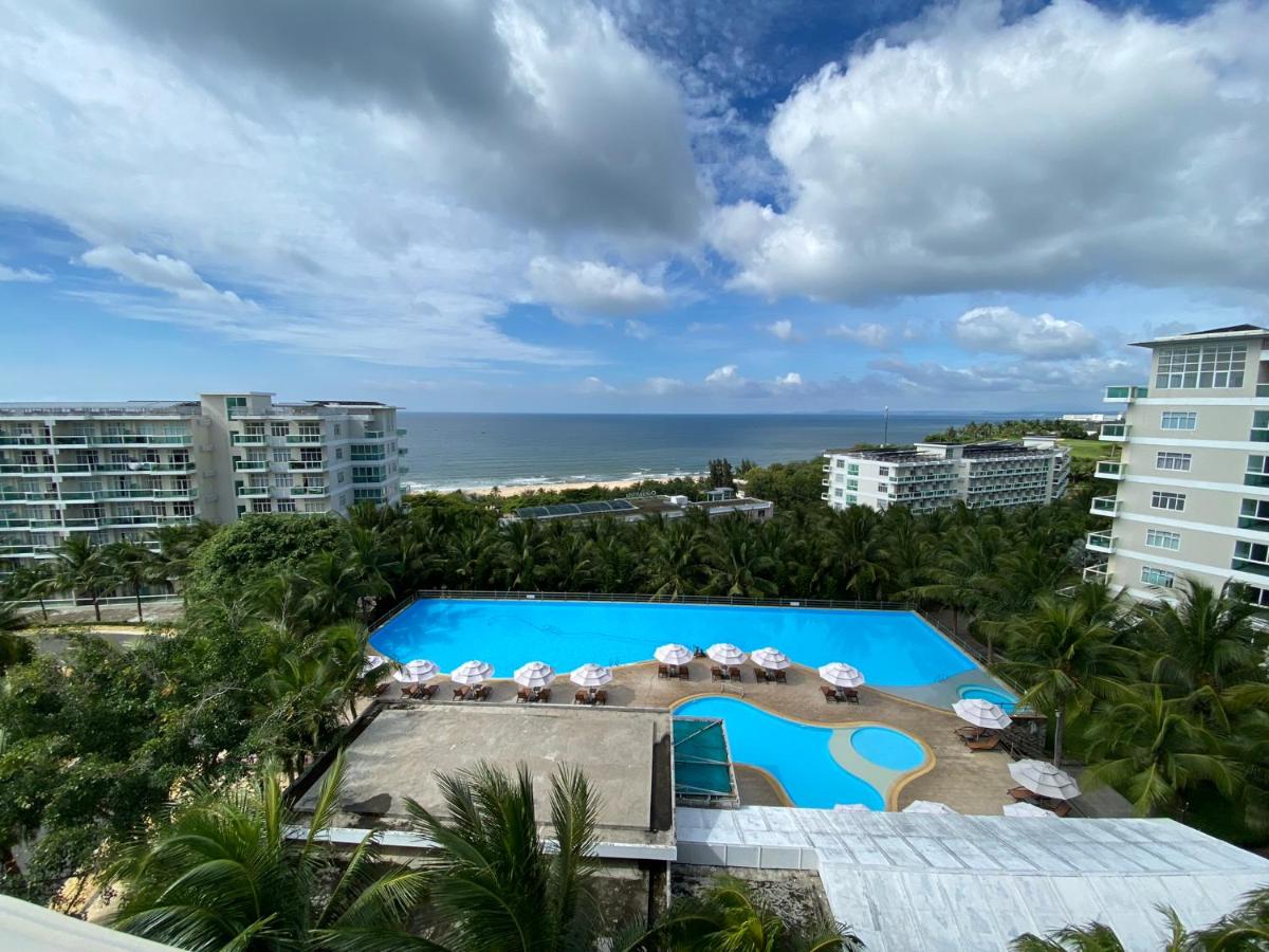 Two-Bedroom Apartment with Ocean View
