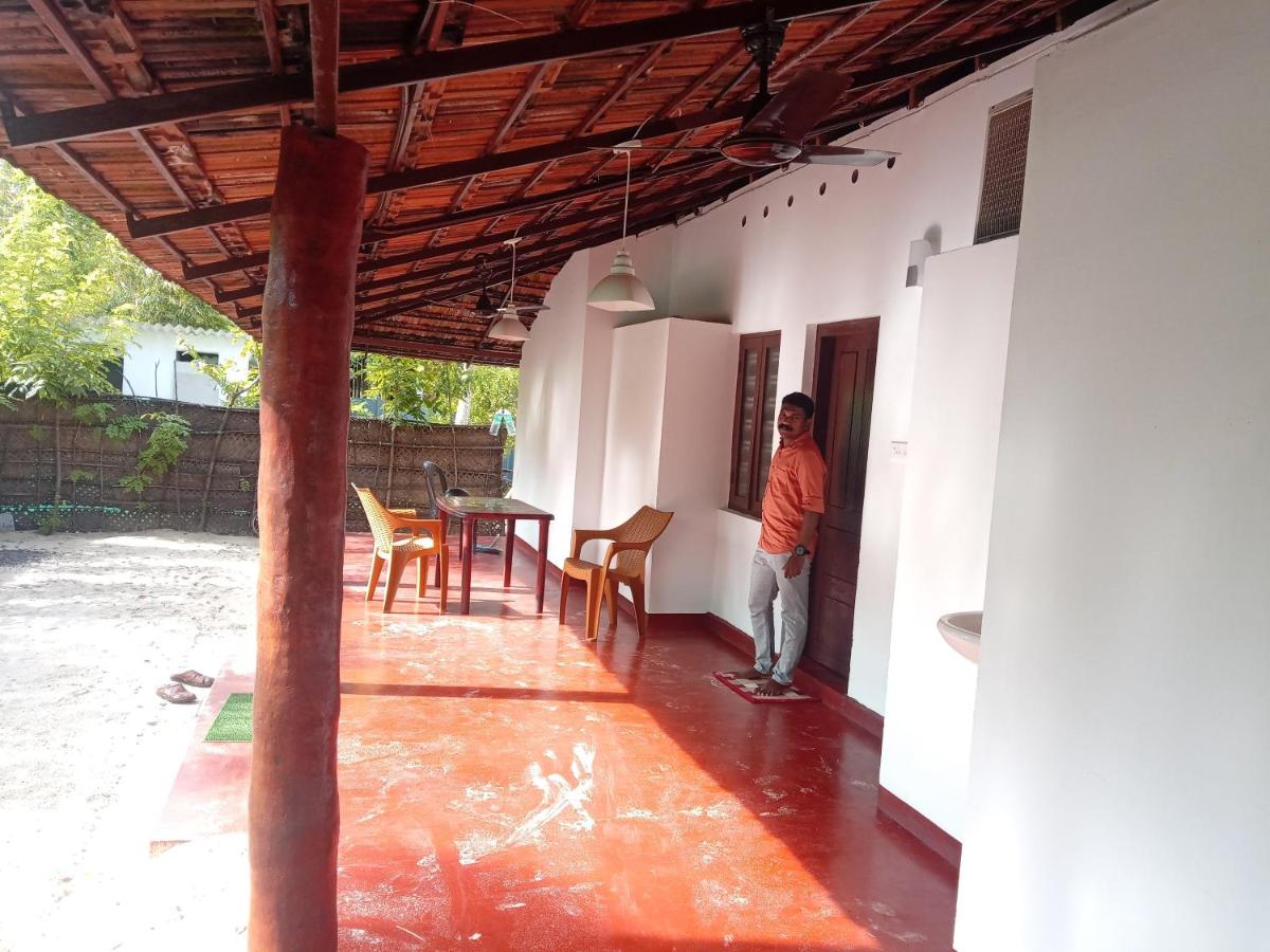 Anna Marari Homestay - B&B Mararikulam