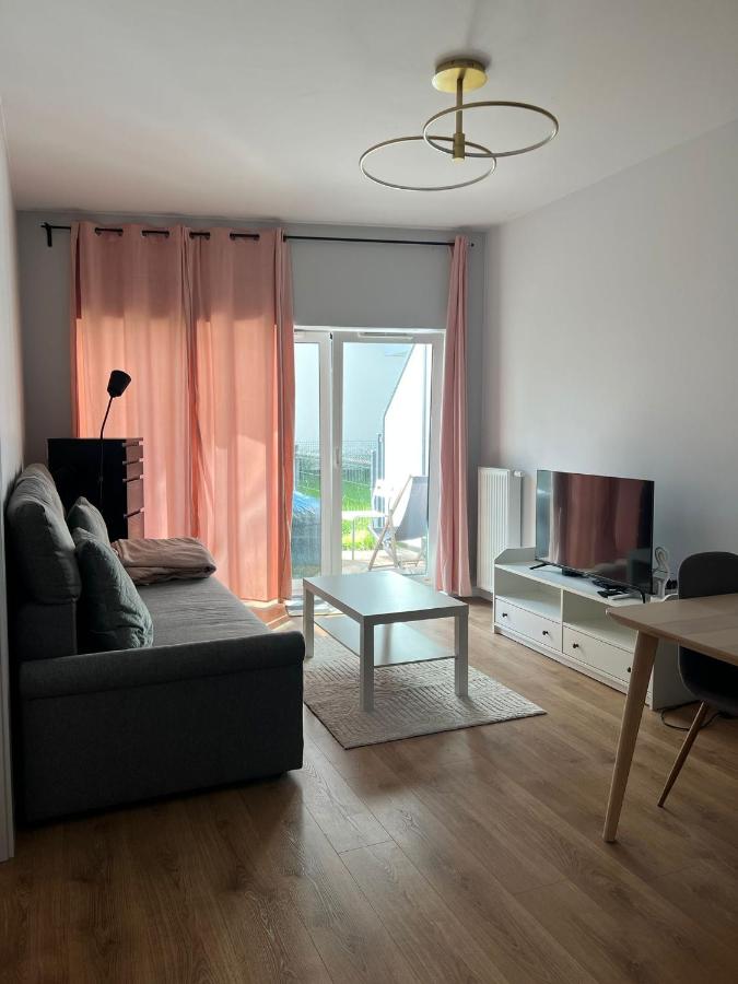 Apartament z ogródkiem i jacuzzi Gdynia - B&B