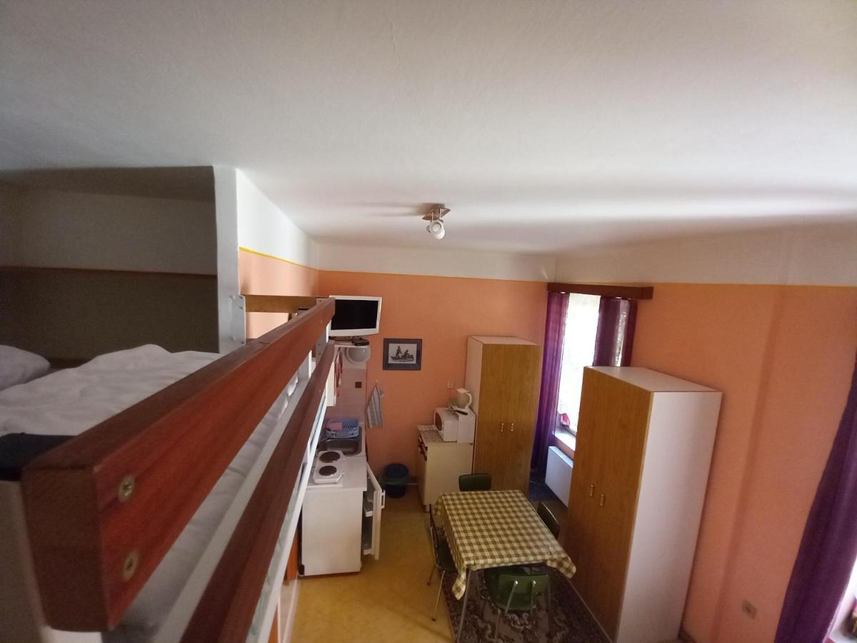 Quadruple Room with Private Bathroom