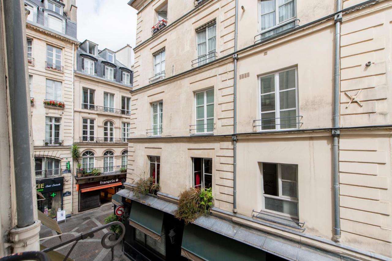 SUPER CENTRAL - Montorgueil - Designer Studio - Bed and Breakfast Parijs
