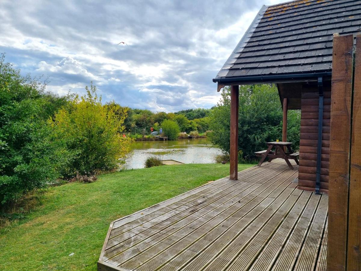 Holly 8 Hot Tub - B&B Garton