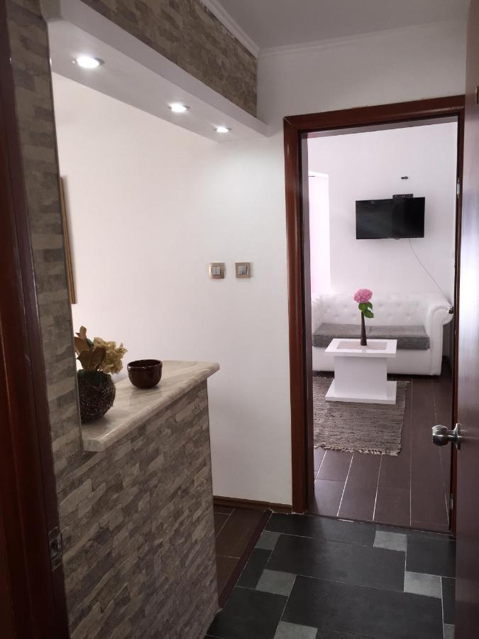 Comfort One-Bedroom Apartment with Balcony and Sea View