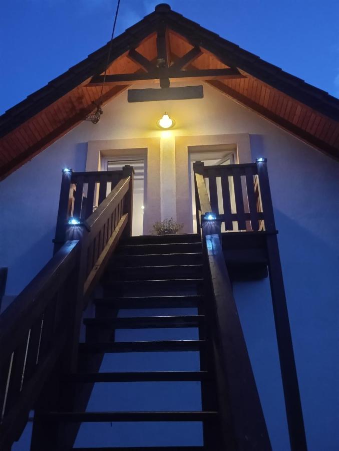 Liwa Garden Krzywa 11 - B&B