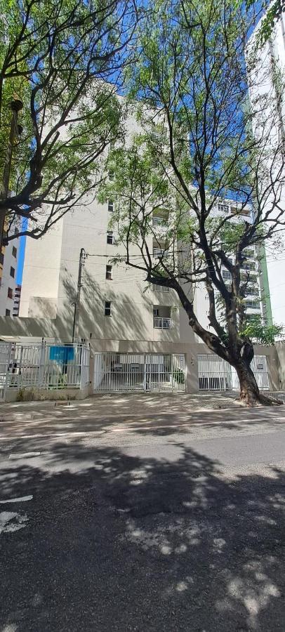 Apartamento inteiro próximo à praia de Iracema - Bed and Breakfast Fortaleza