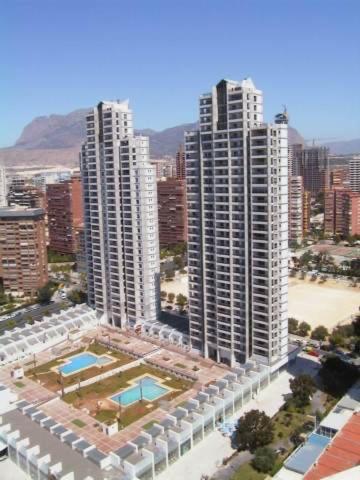 Gemelos XX Playa Levante Zarita - B&B Benidorm