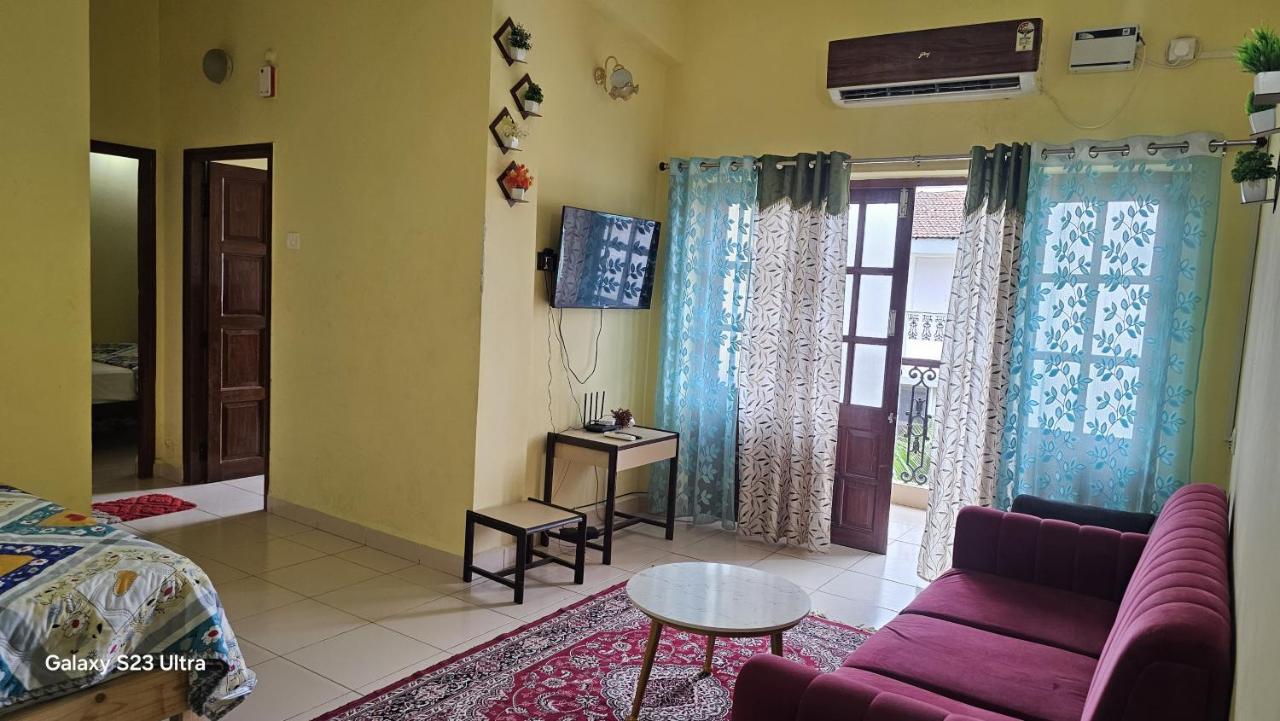 Apartment mit Balkon