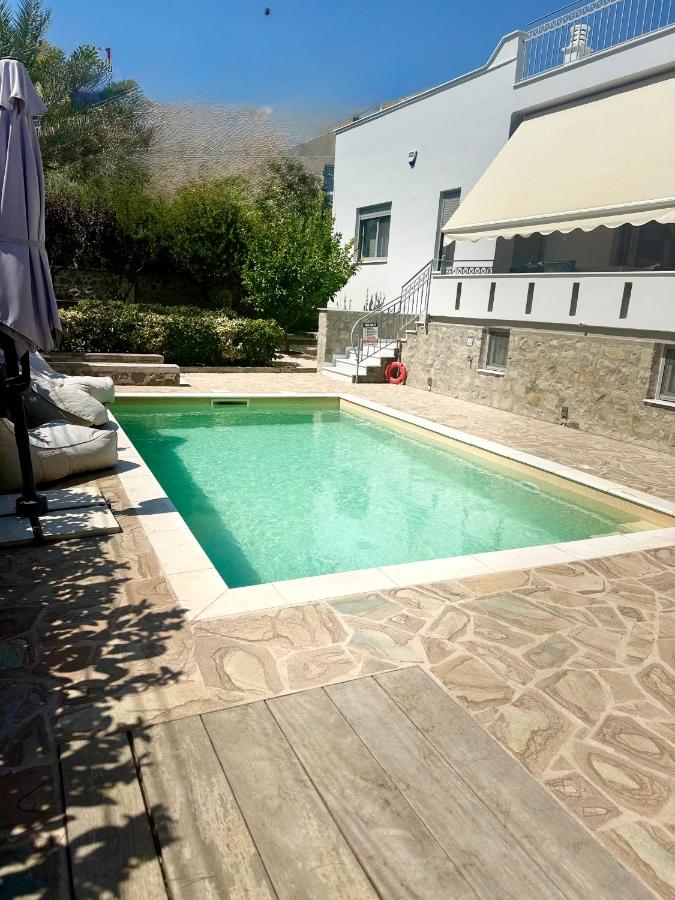 Villa Isabella Aegina - B&B
