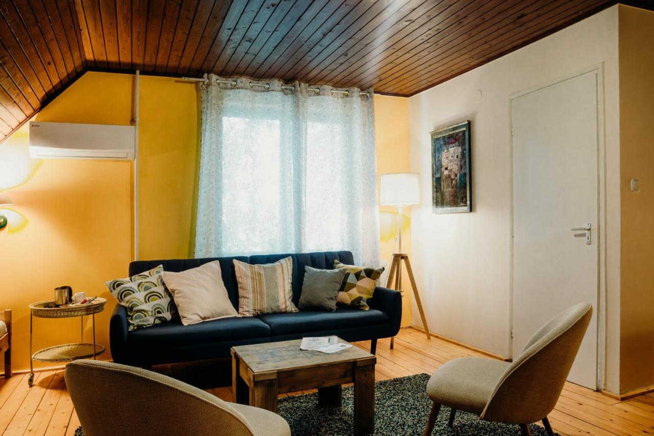 Chambre Quadruple avec Salle de Bains Privative