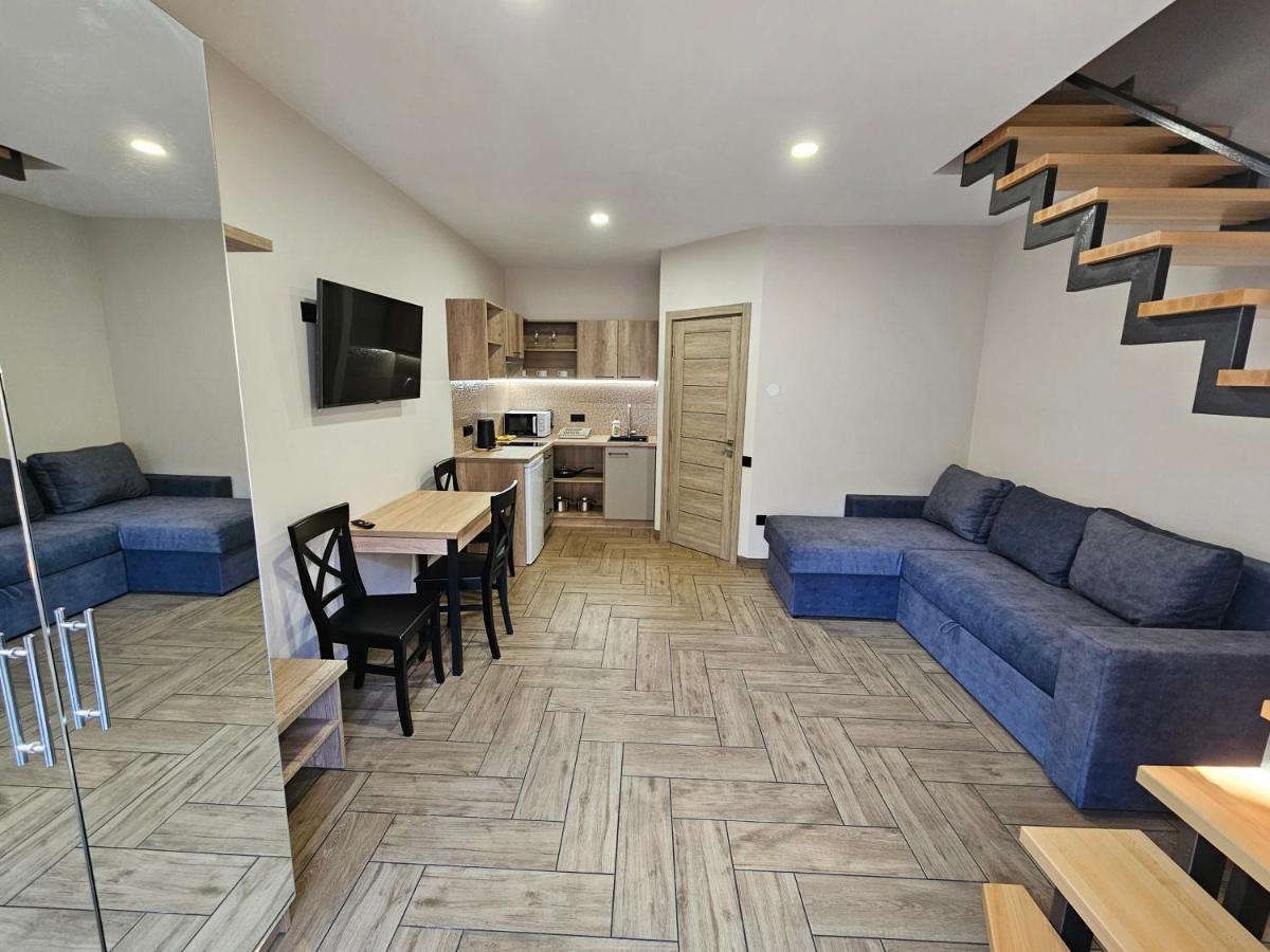 One-Bedroom Apartment with Balcony