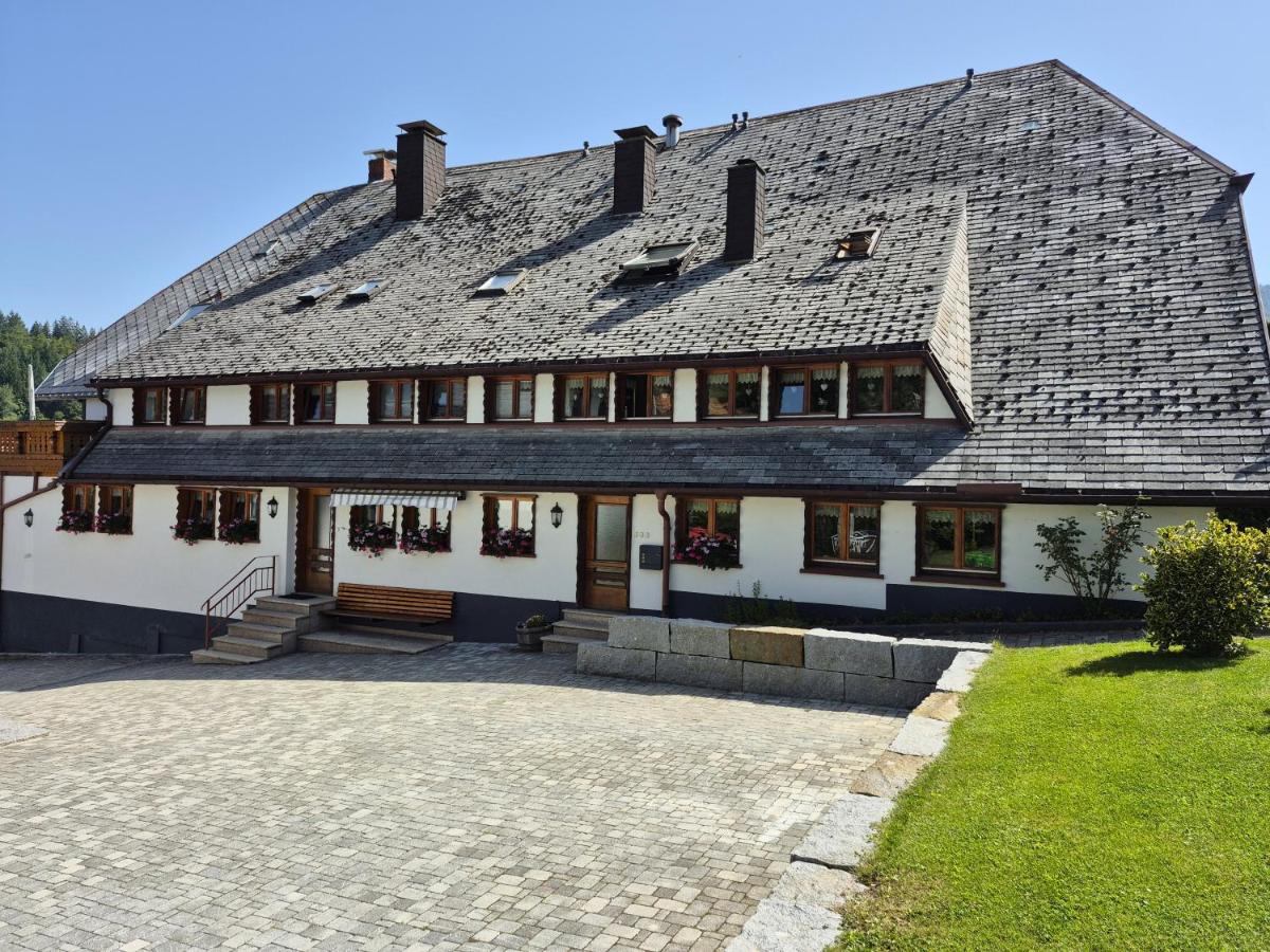 Ferienwohnungen Haus Hees - B&B Todtnau