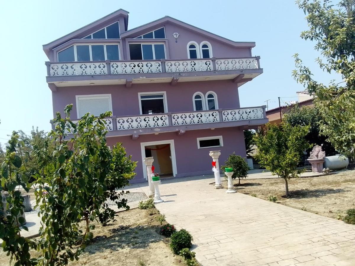 Villas Elena - Maria for Rent feeling home - B&B Xhafzotaj