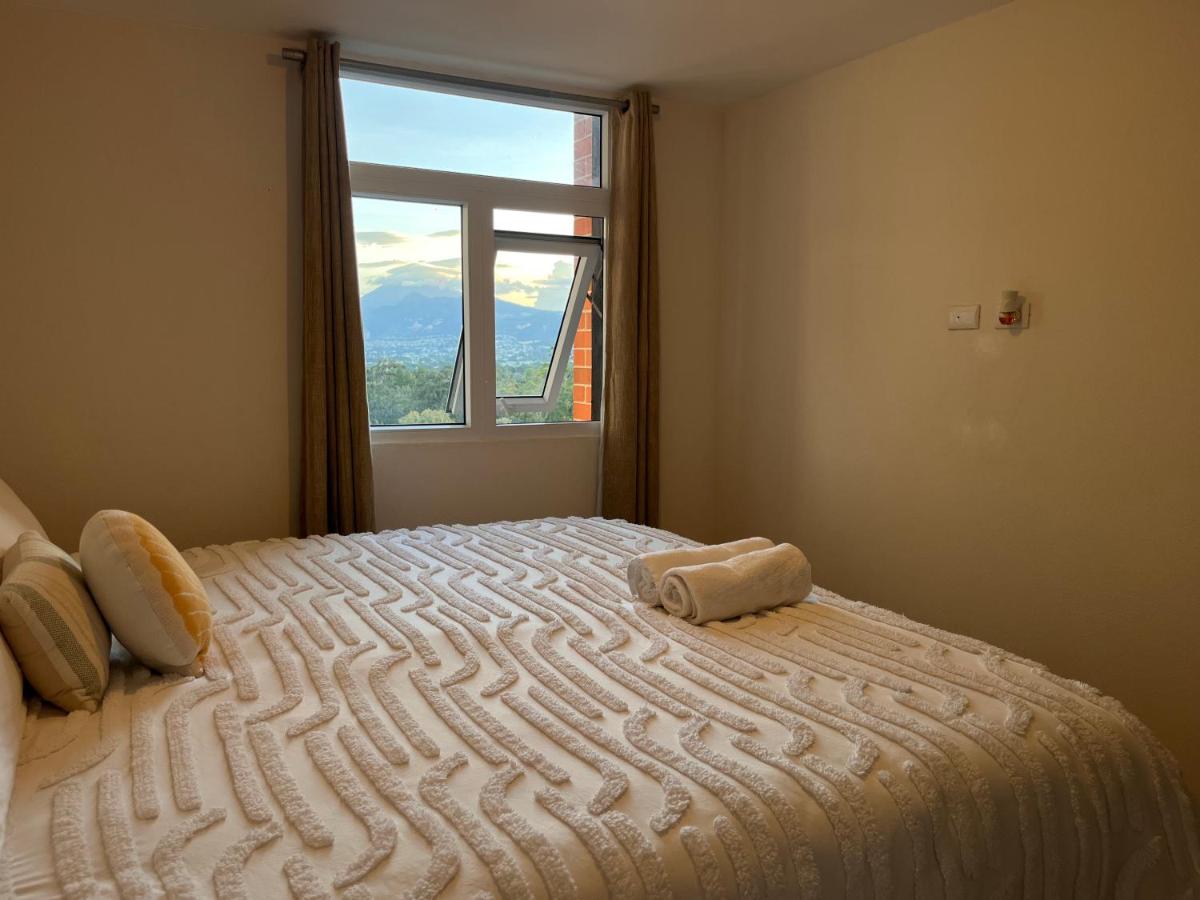 Appartamento con 2 Camere da Letto e con Vista Montagna