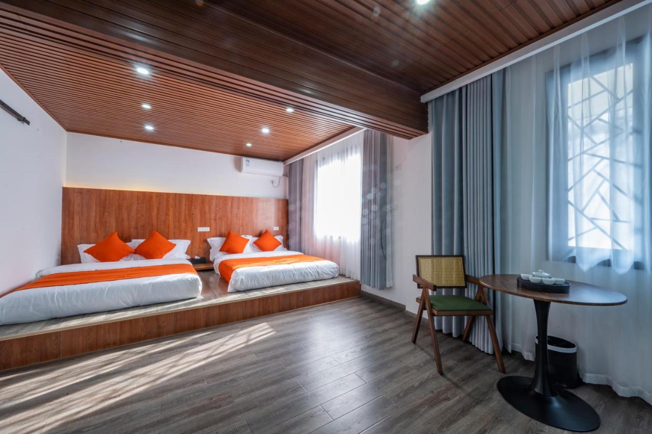 Double Room with Mountain View