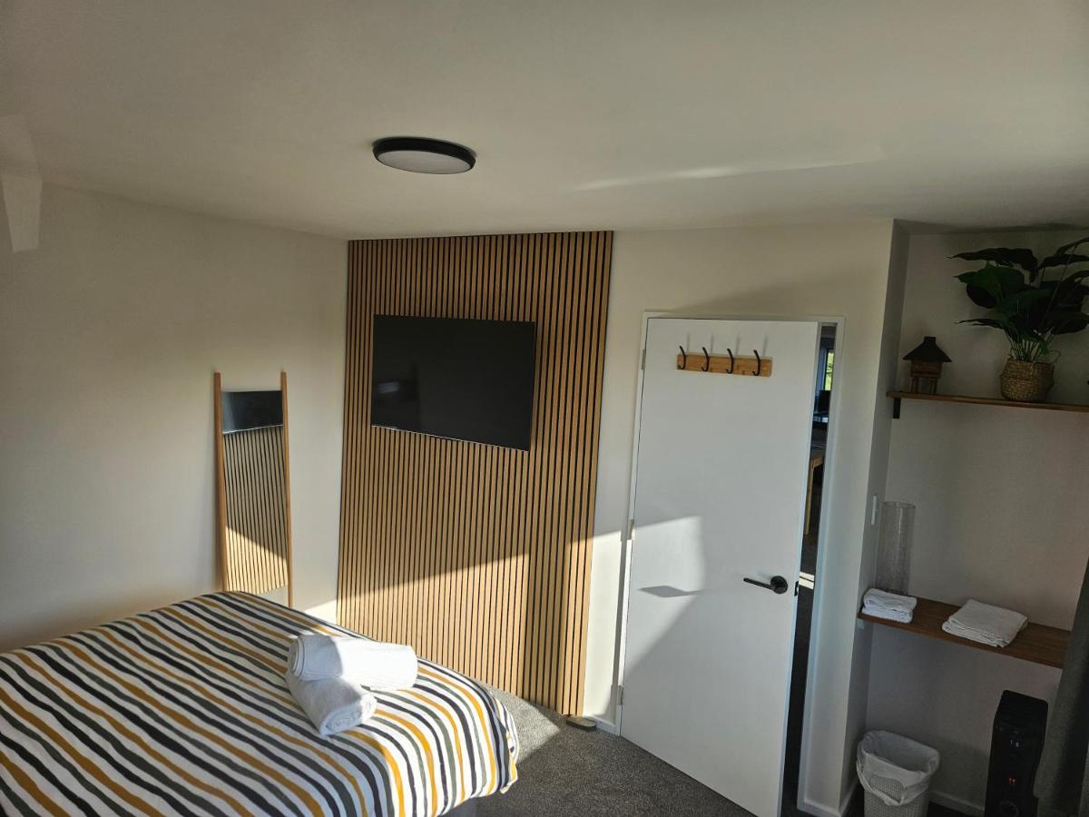 Modern Room by the Golf course with Private Ensuite an Spa - Christchurch - Chambres d'hôtes Christchurch
