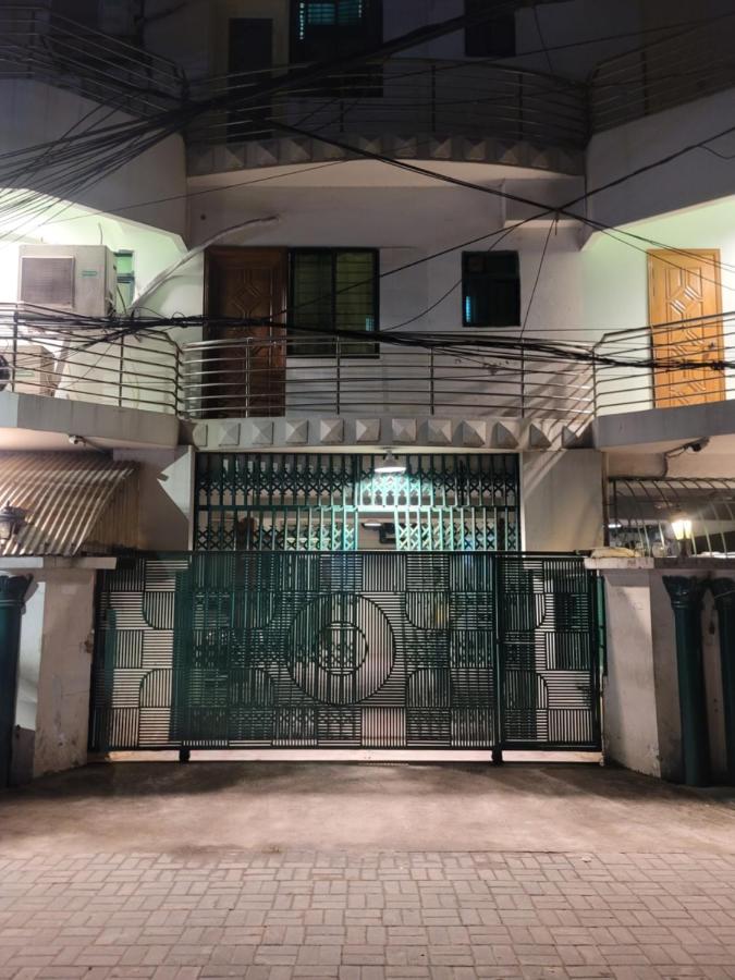 Modern 3BR Flat,Bashundhara ,AC, Wi-Fi, KeyHost Homes - Chambres d’hôtes Dacca