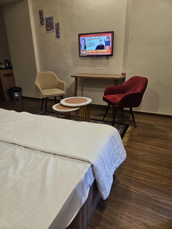 Omaxe ITC studio - B&B Greater Noida