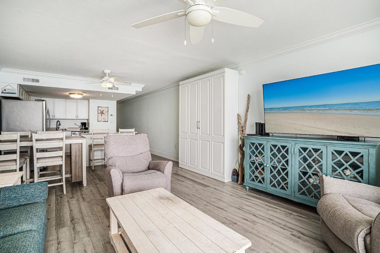 1109 Waters Edge Resort condo - B&B Myrtle Beach