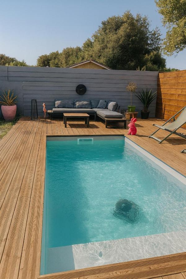 Fabuleuse maison 3 chambres avec piscine entre Bordeaux et saint Emilion - Ferienwohnung Sadirac
