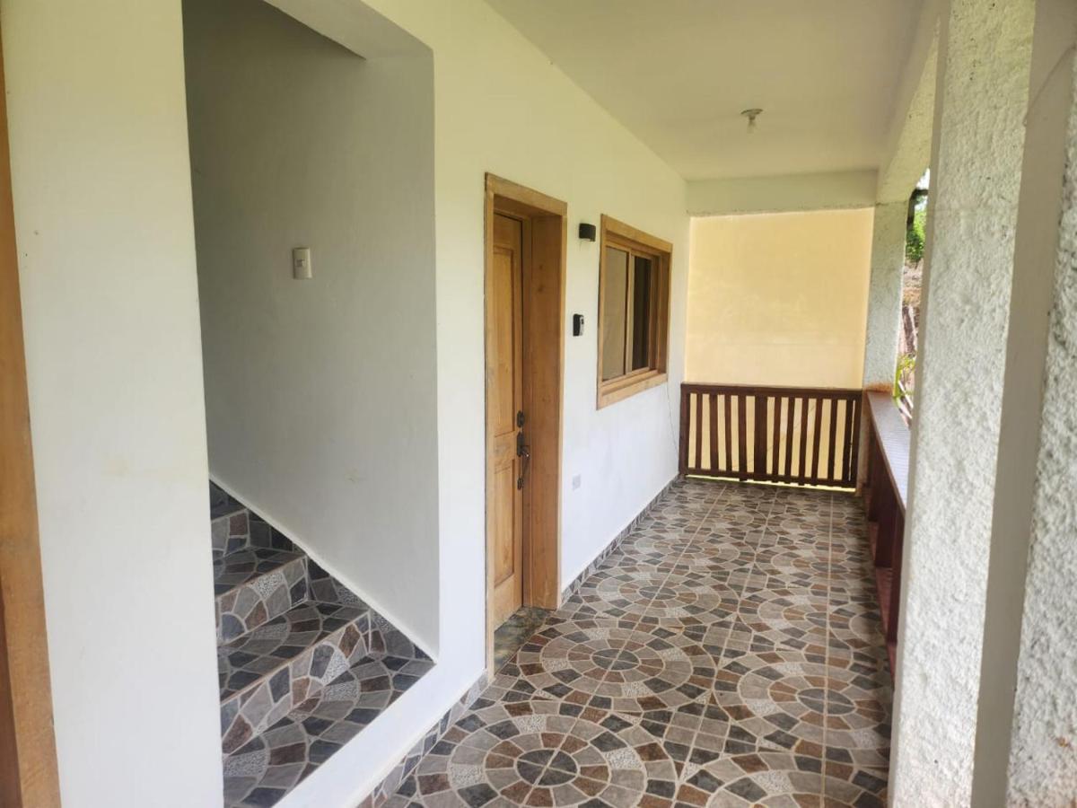 Dani's Guesthouse - Ferienwohnung Las Galeras