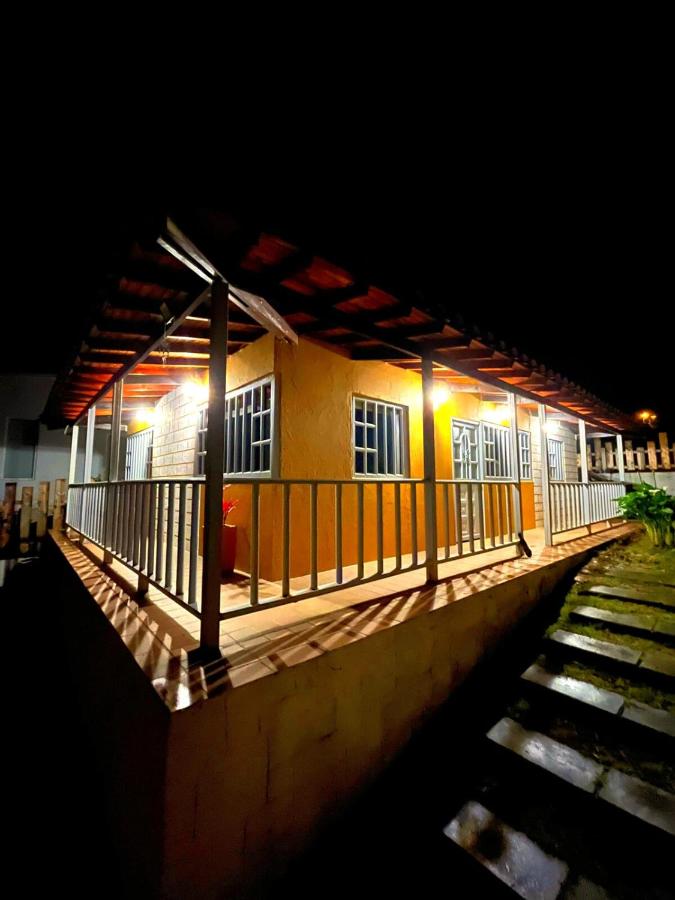 Casa Suaquén Paipa - Bed and Breakfast Paipa