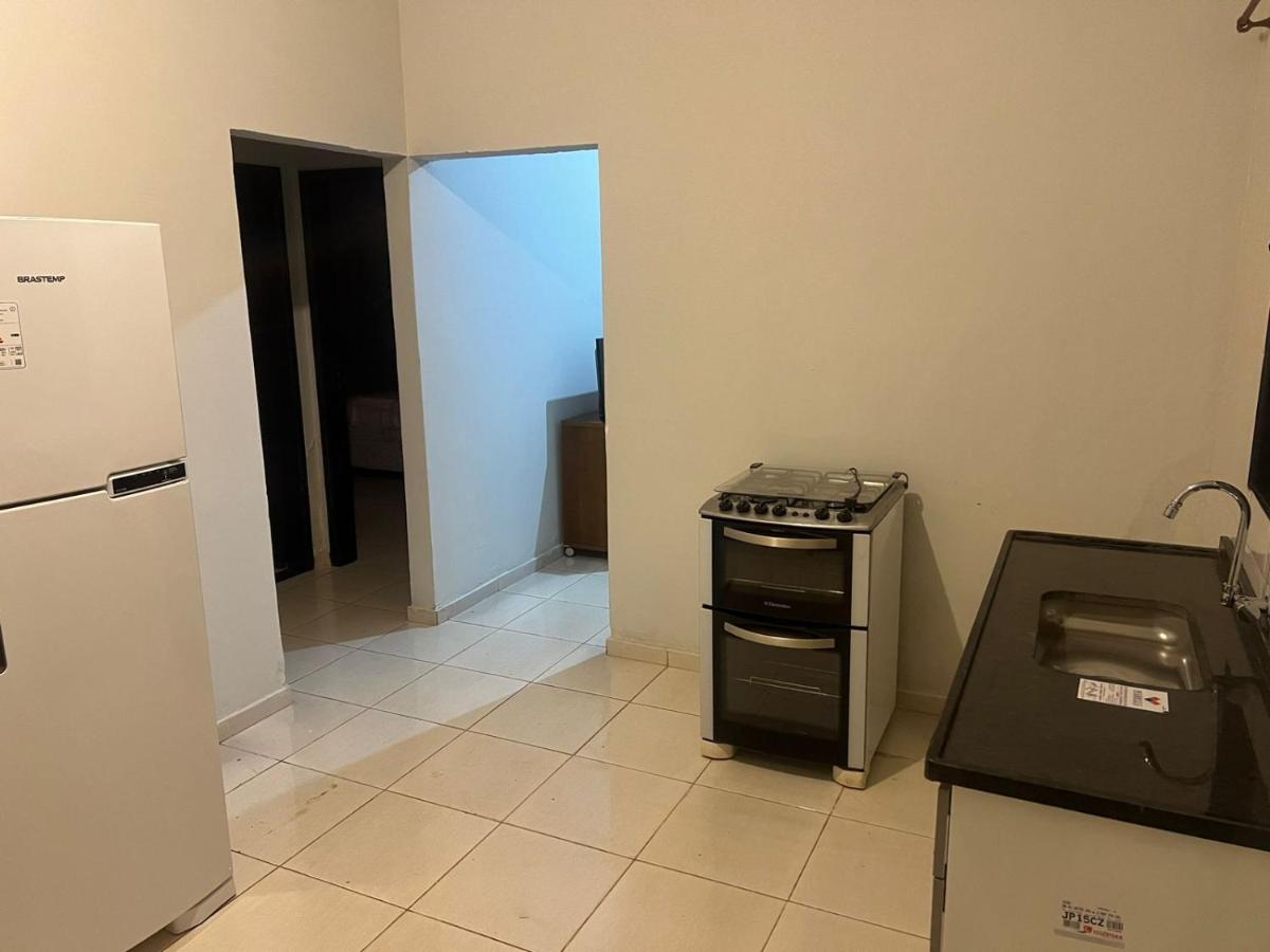 Casa Temporada Jotaaa F - Bed and Breakfast Ourinhos